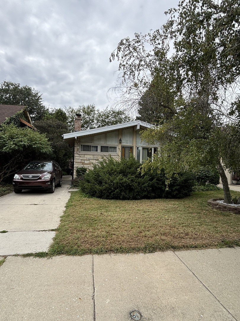 8354 S Kimbark Avenue Property Photo 1