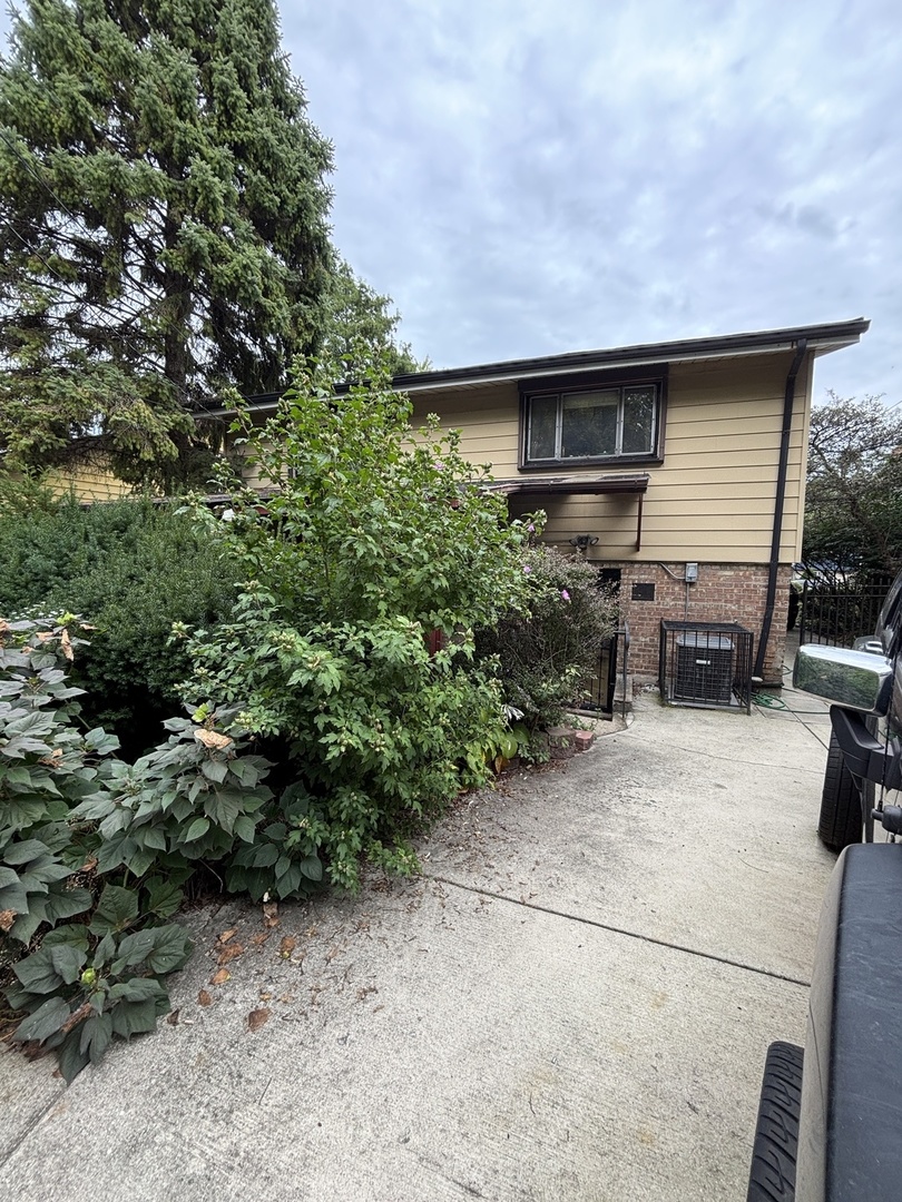 8354 S Kimbark Avenue Property Photo 18