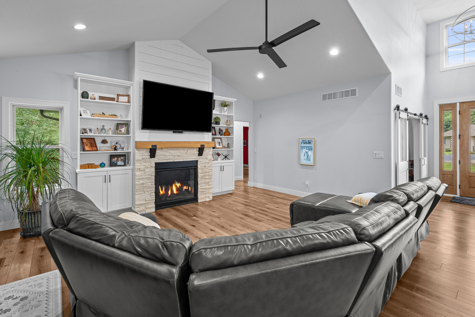 1805 Ridgefield Drive Property Photo 38