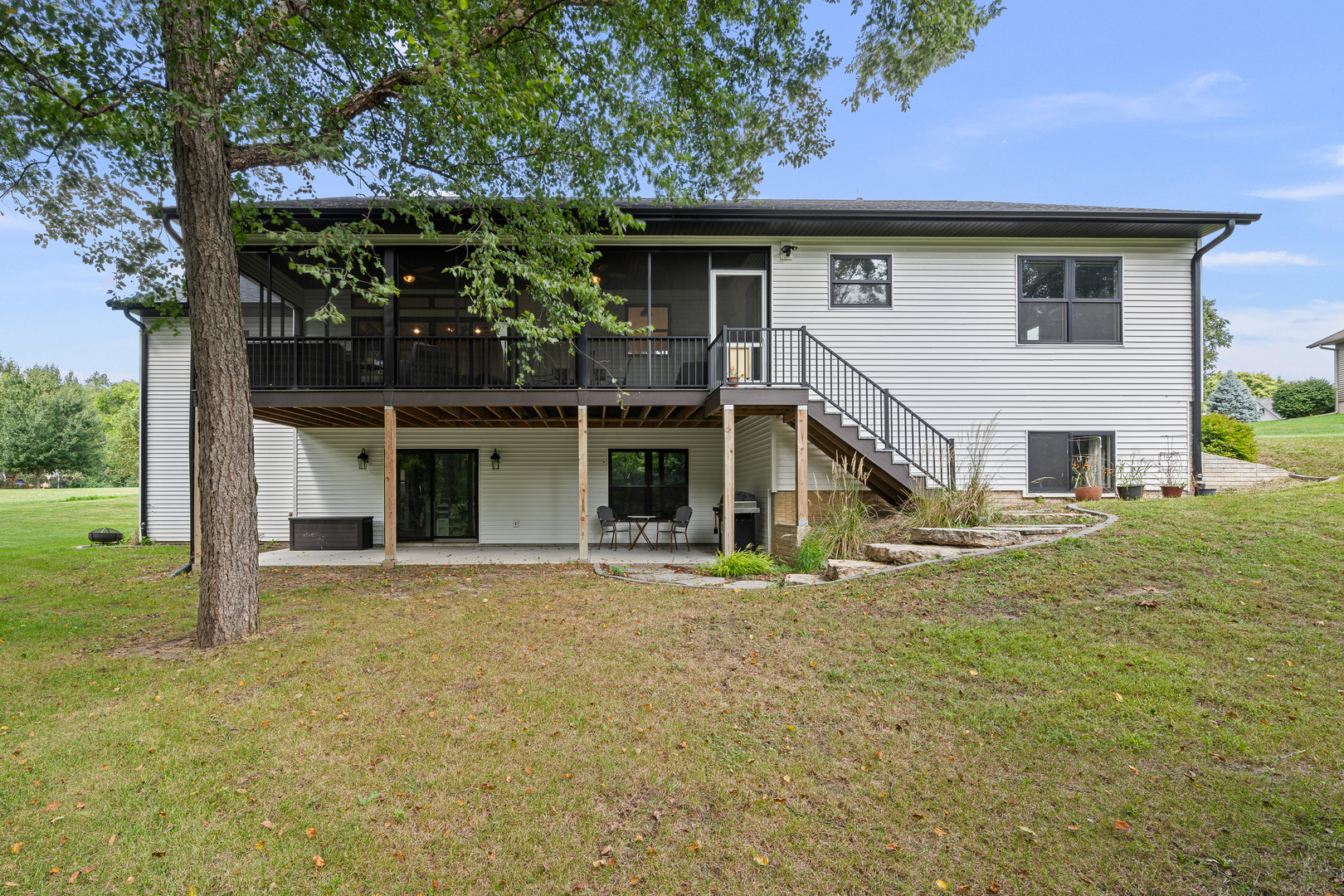 1805 Ridgefield Drive Property Photo 89