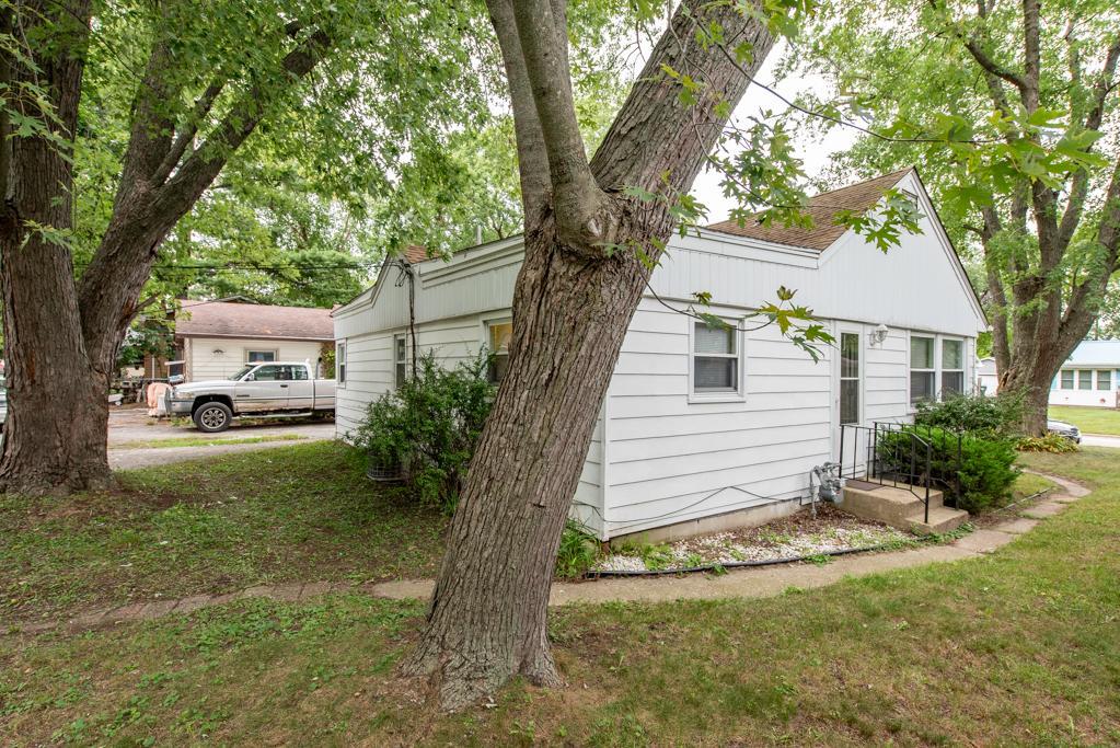 1220 Fulton Avenue Property Photo 4
