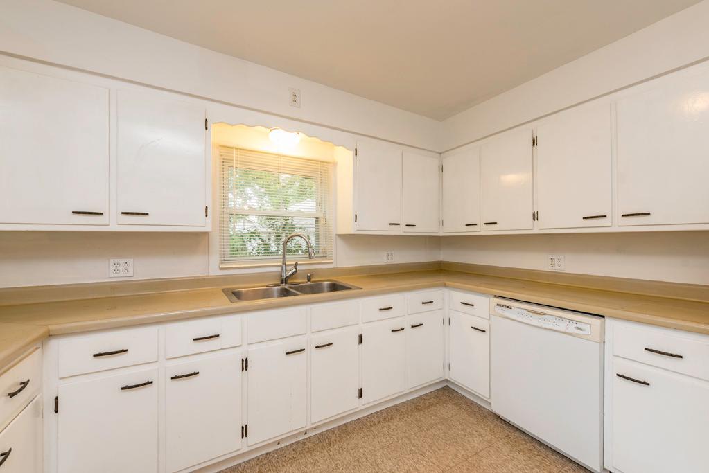 1220 Fulton Avenue Property Photo 20