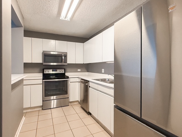 440 N Wabash Avenue 3406 Property Photo 9