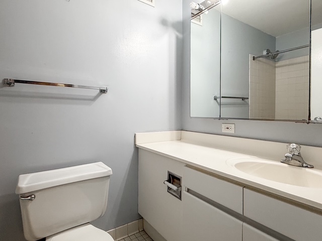 440 N Wabash Avenue 3406 Property Photo 14