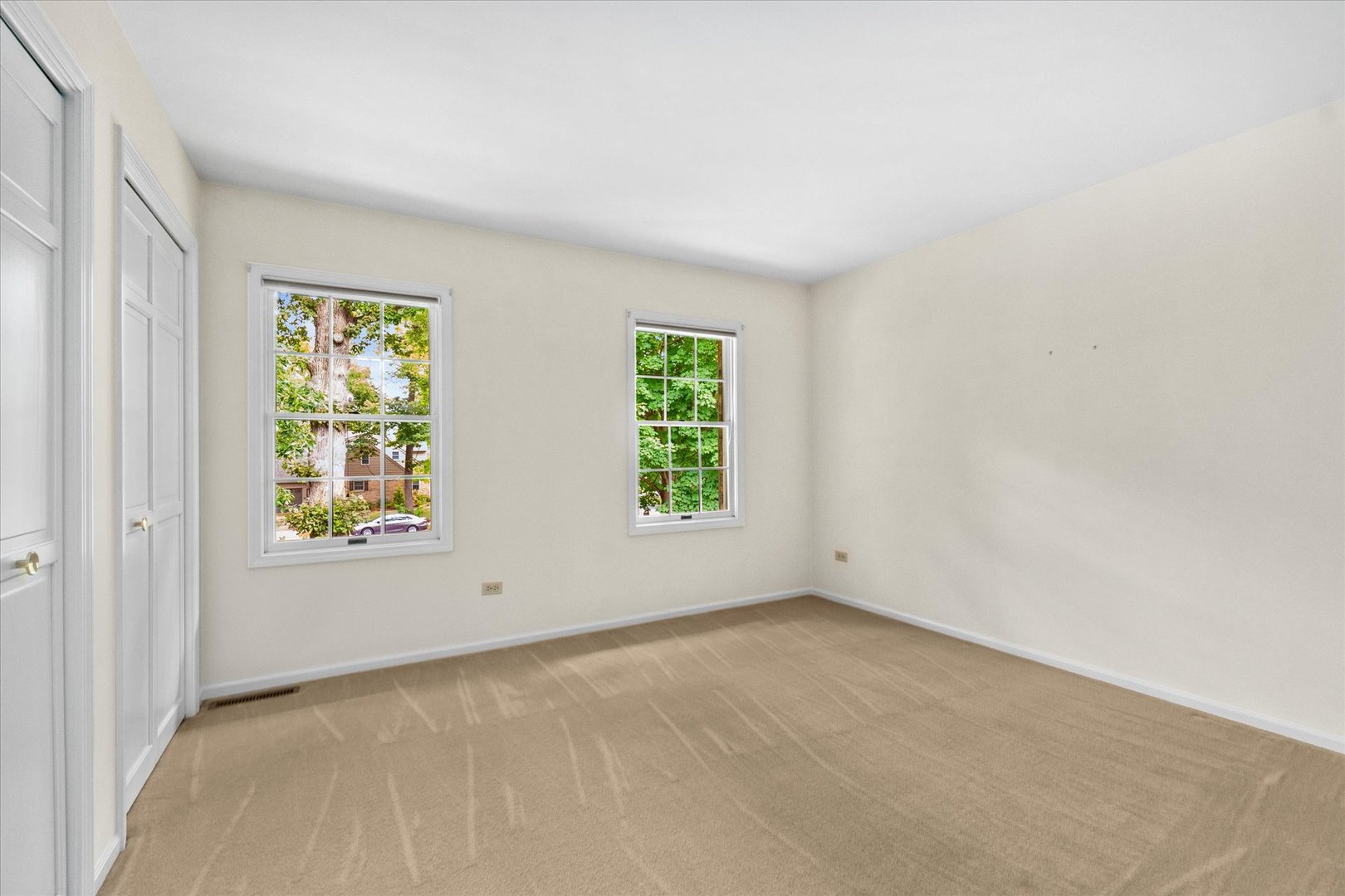501 Pin Oak Court Property Photo 21