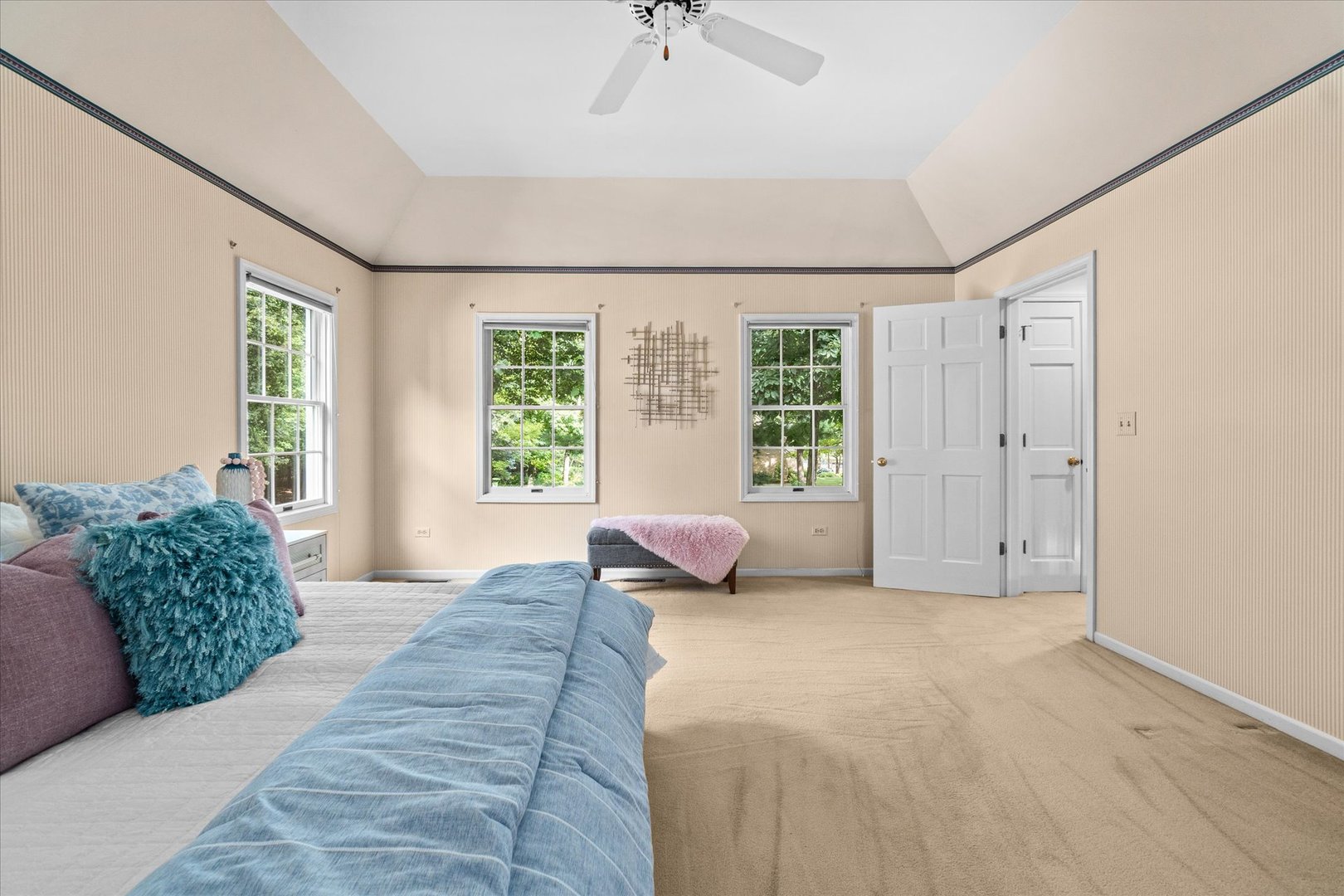501 Pin Oak Court Property Photo 26