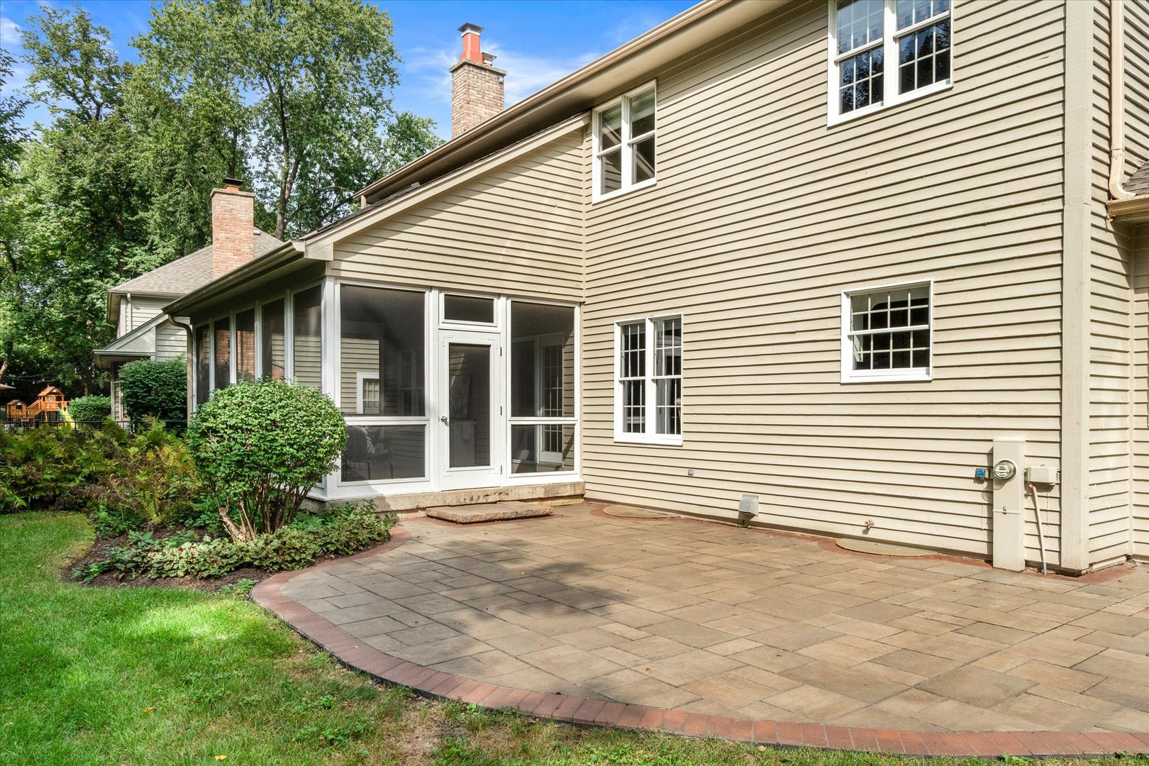 501 Pin Oak Court Property Photo 32