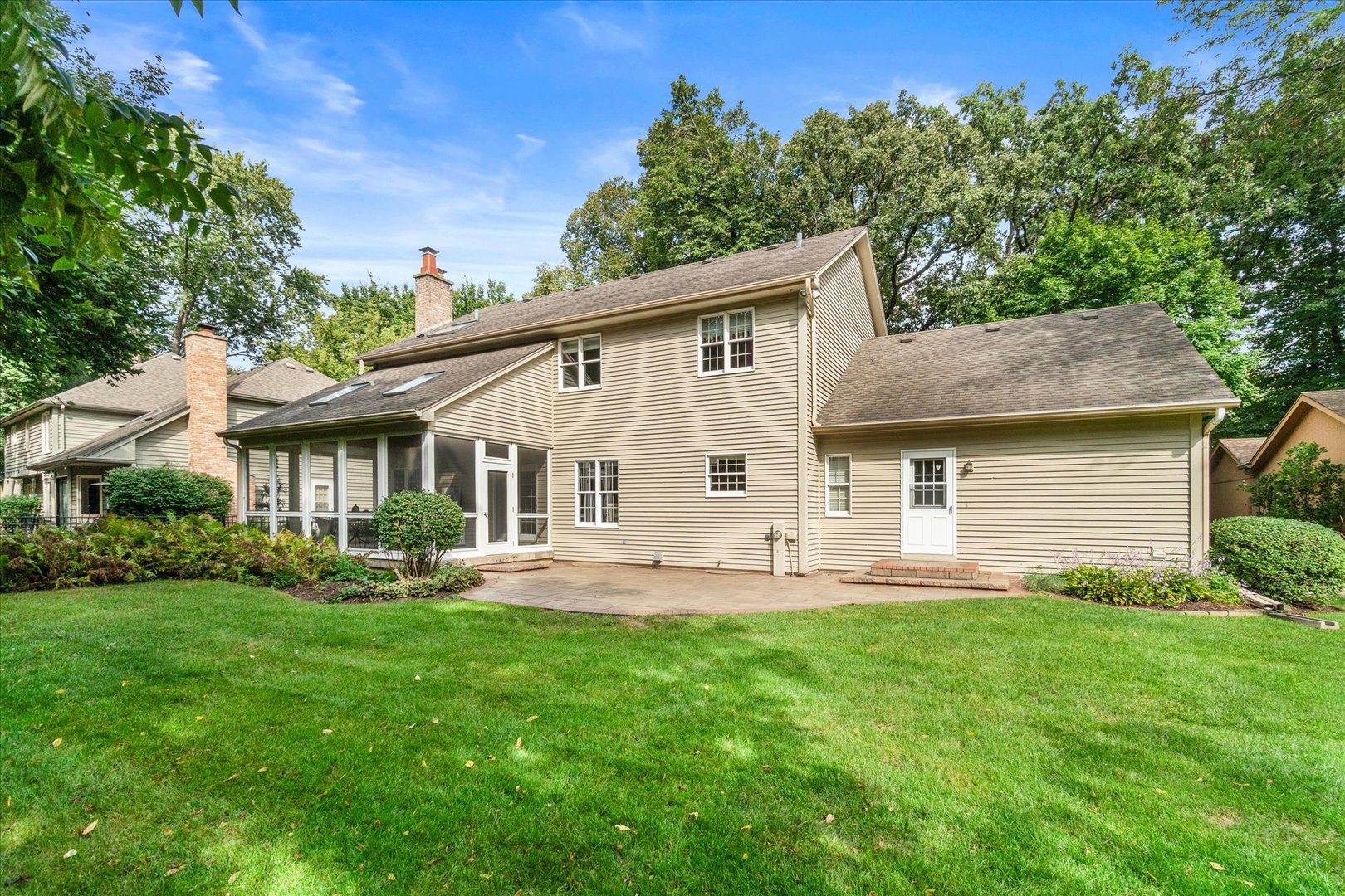 501 Pin Oak Court Property Photo 33