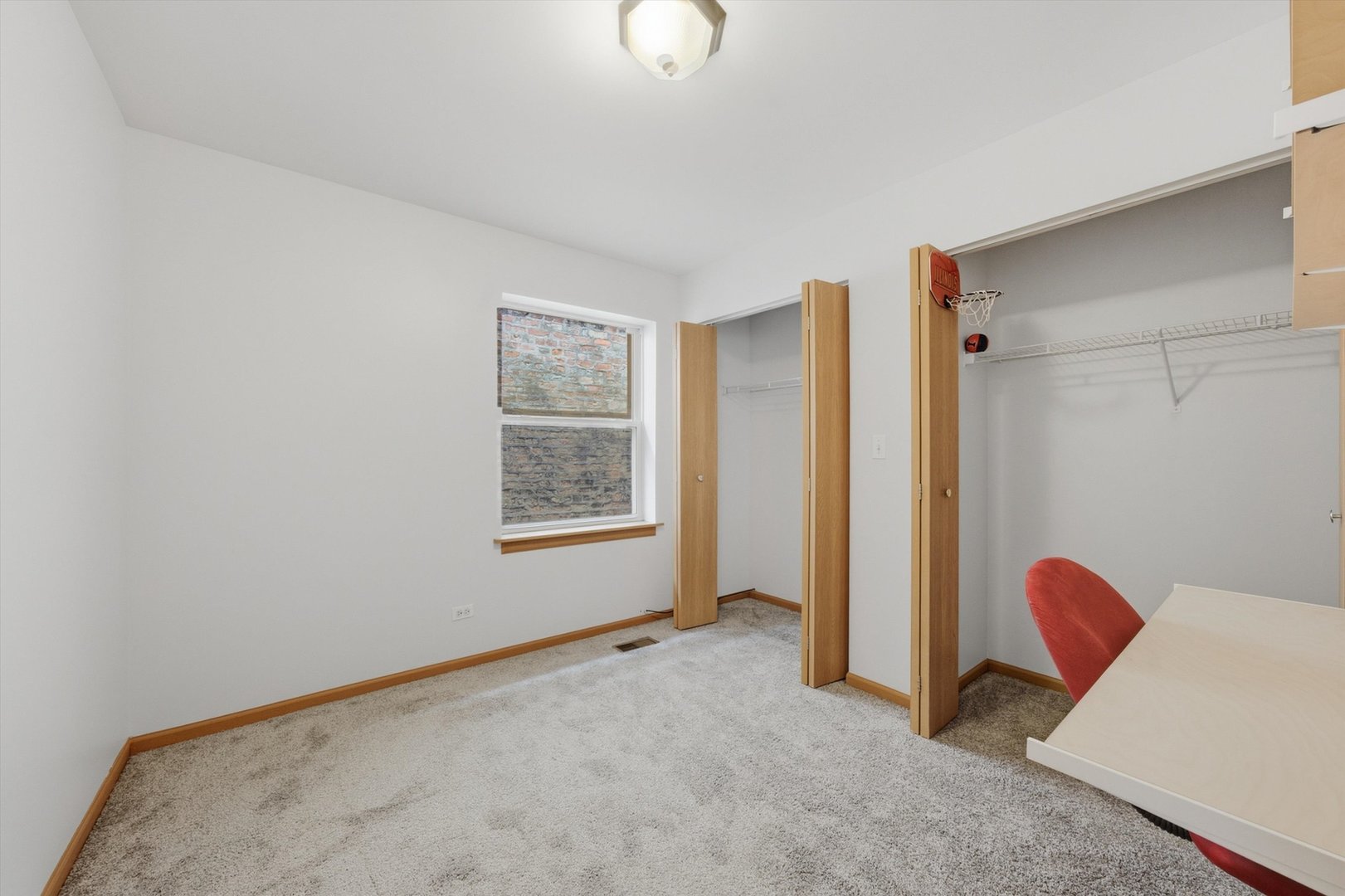 631 E Bowen Avenue Property Photo 20