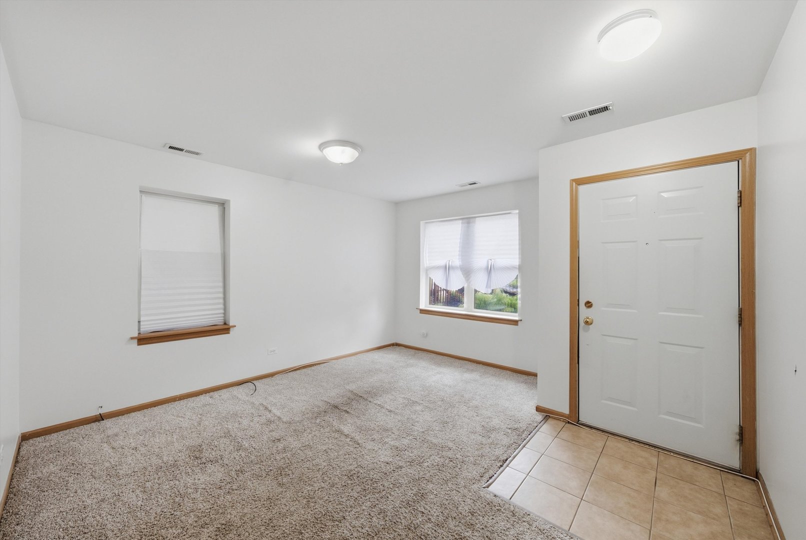 631 E Bowen Avenue Property Photo 22