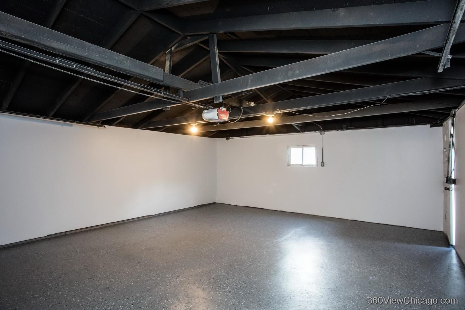14921 Oakdale Avenue Property Photo 30
