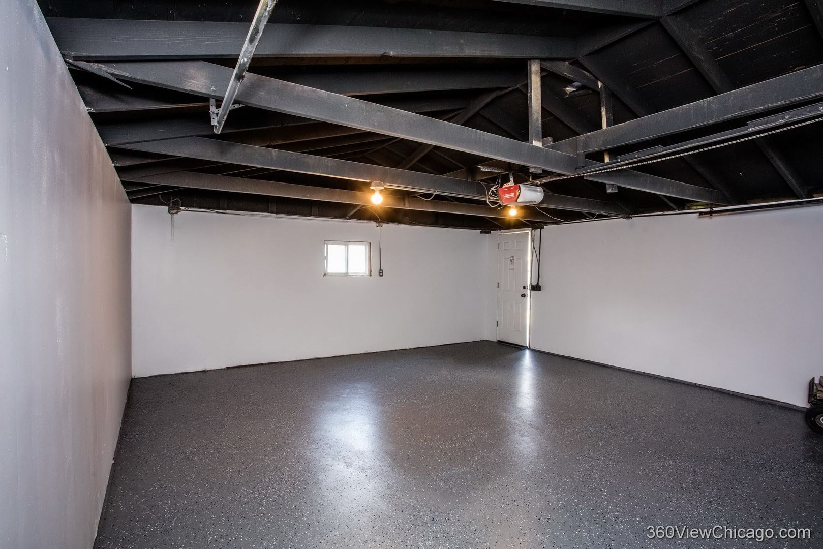 14921 Oakdale Avenue Property Photo 31
