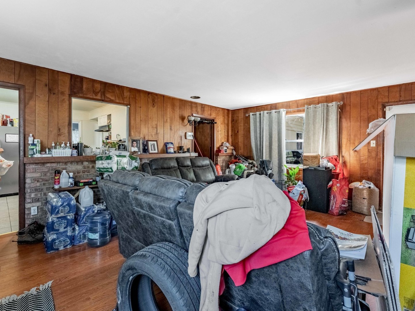 305 Somonauk Street Property Photo 8