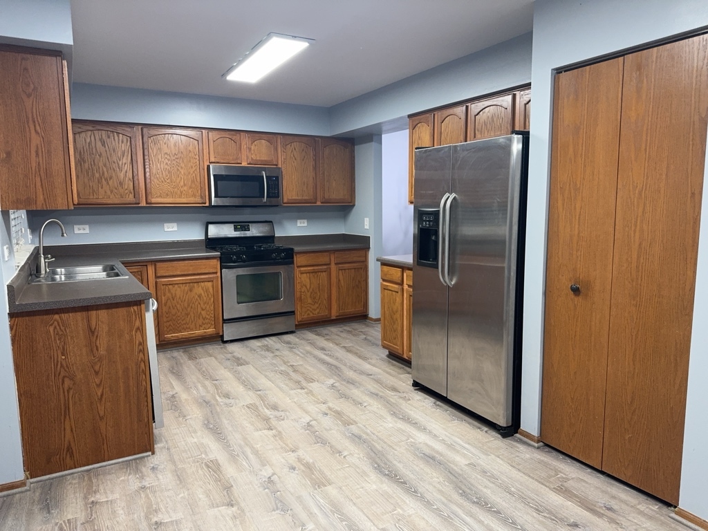 5404 Glenbrook Trail Property Photo 10
