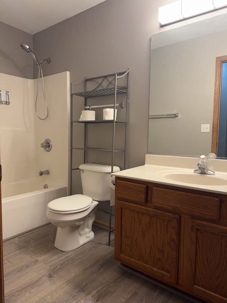 5404 Glenbrook Trail Property Photo 27