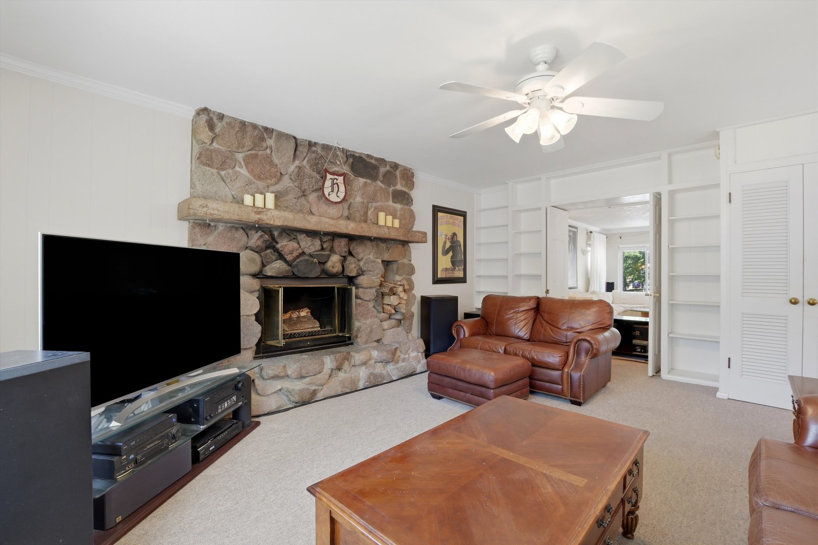 204 S Home Avenue Property Photo 10