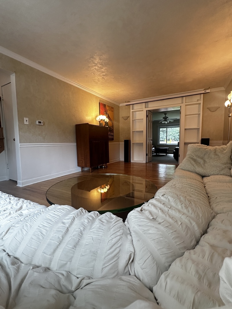 204 S Home Avenue Property Photo 15