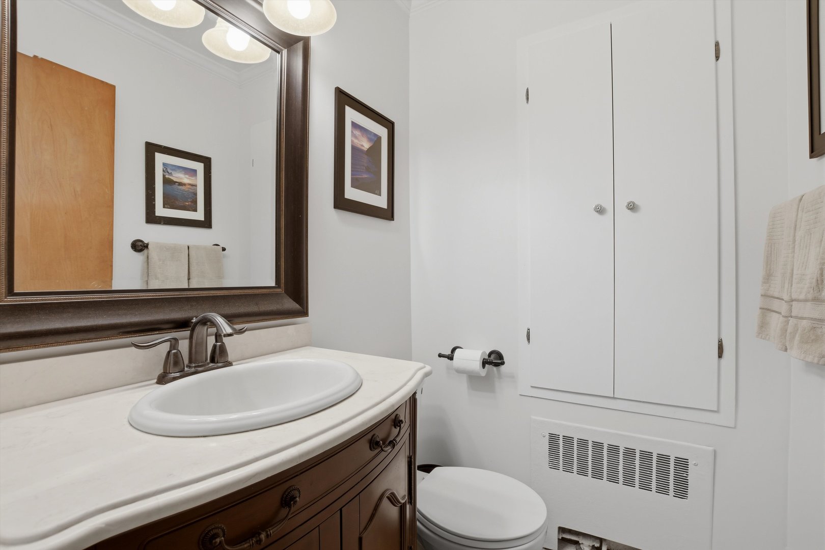 204 S Home Avenue Property Photo 17