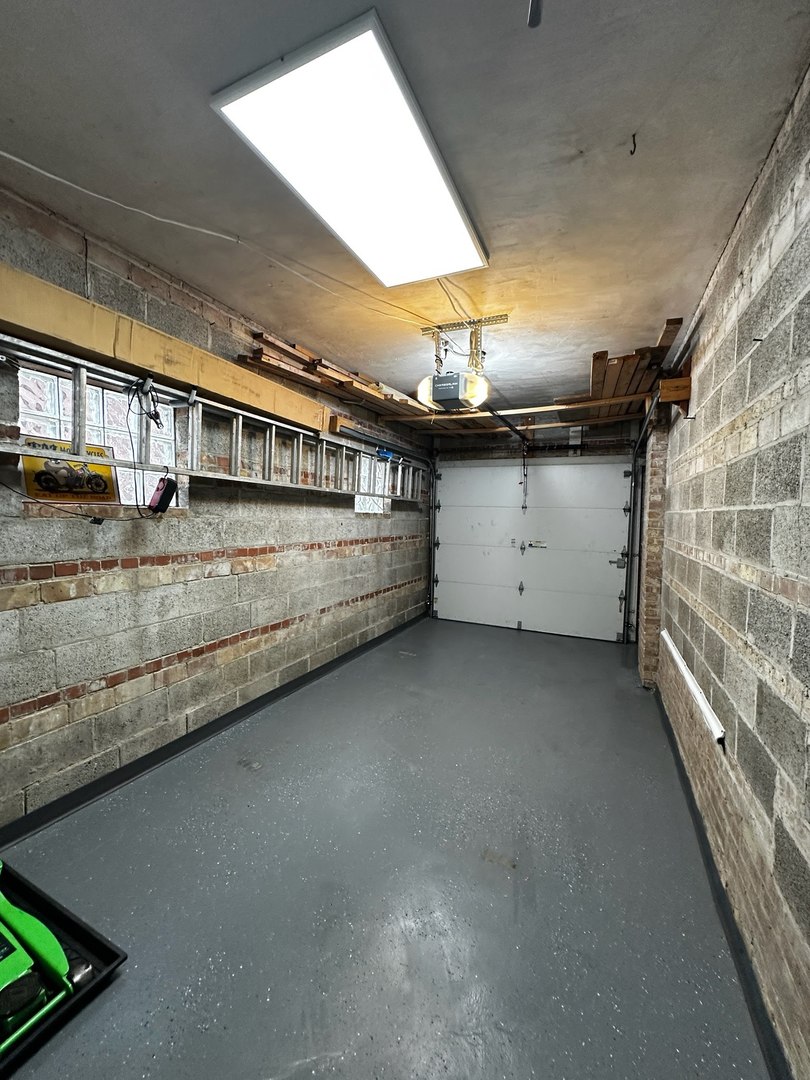 204 S Home Avenue Property Photo 43