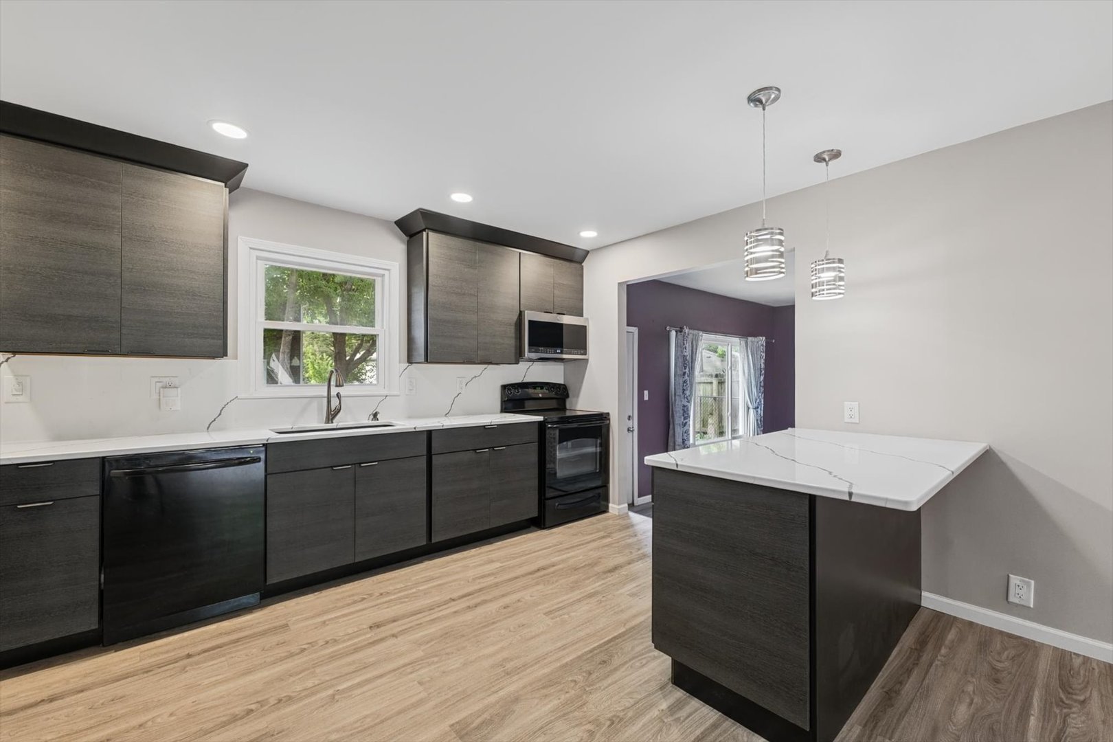 2105 Blackthorn Drive Property Photo 11