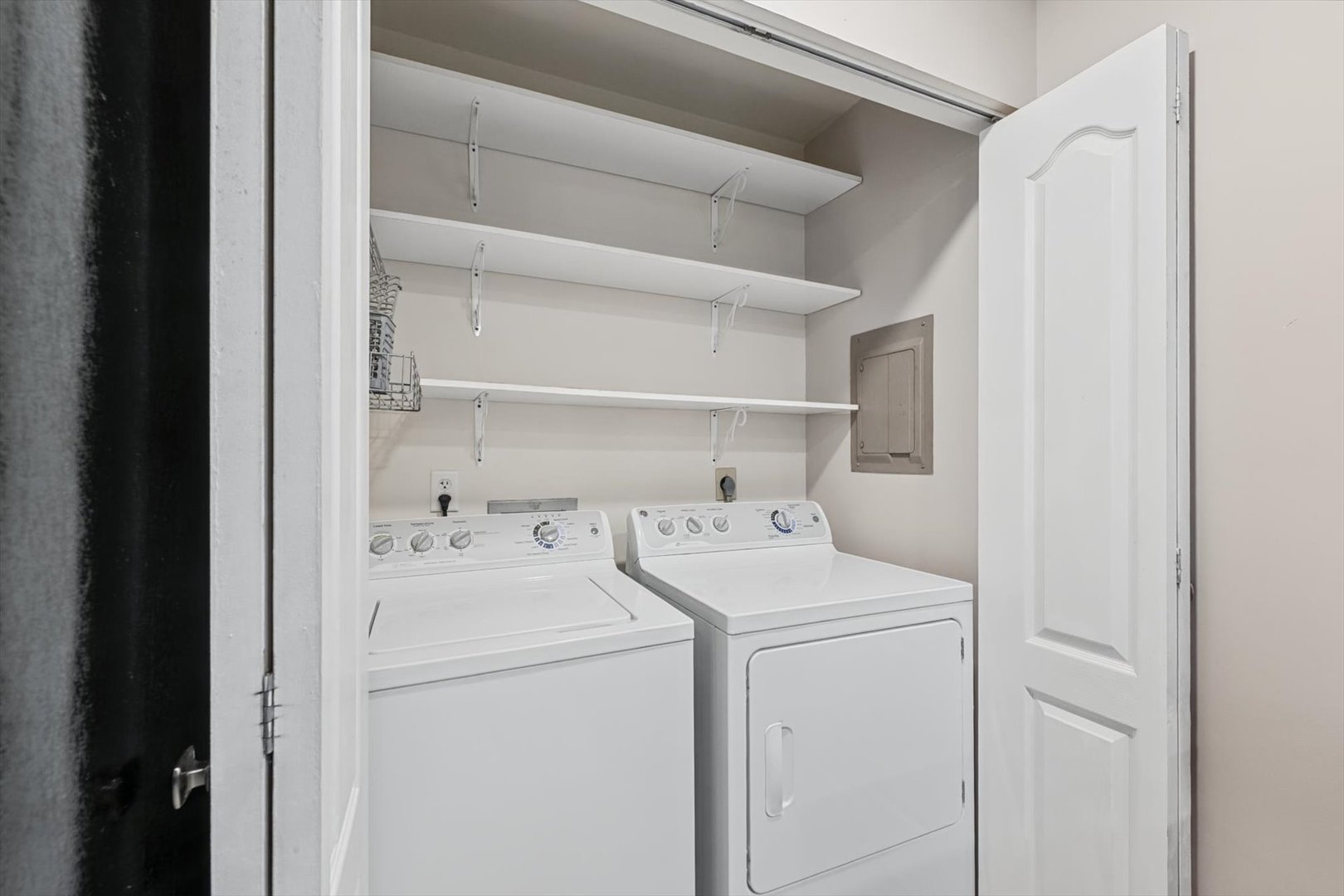 2105 Blackthorn Drive Property Photo 16