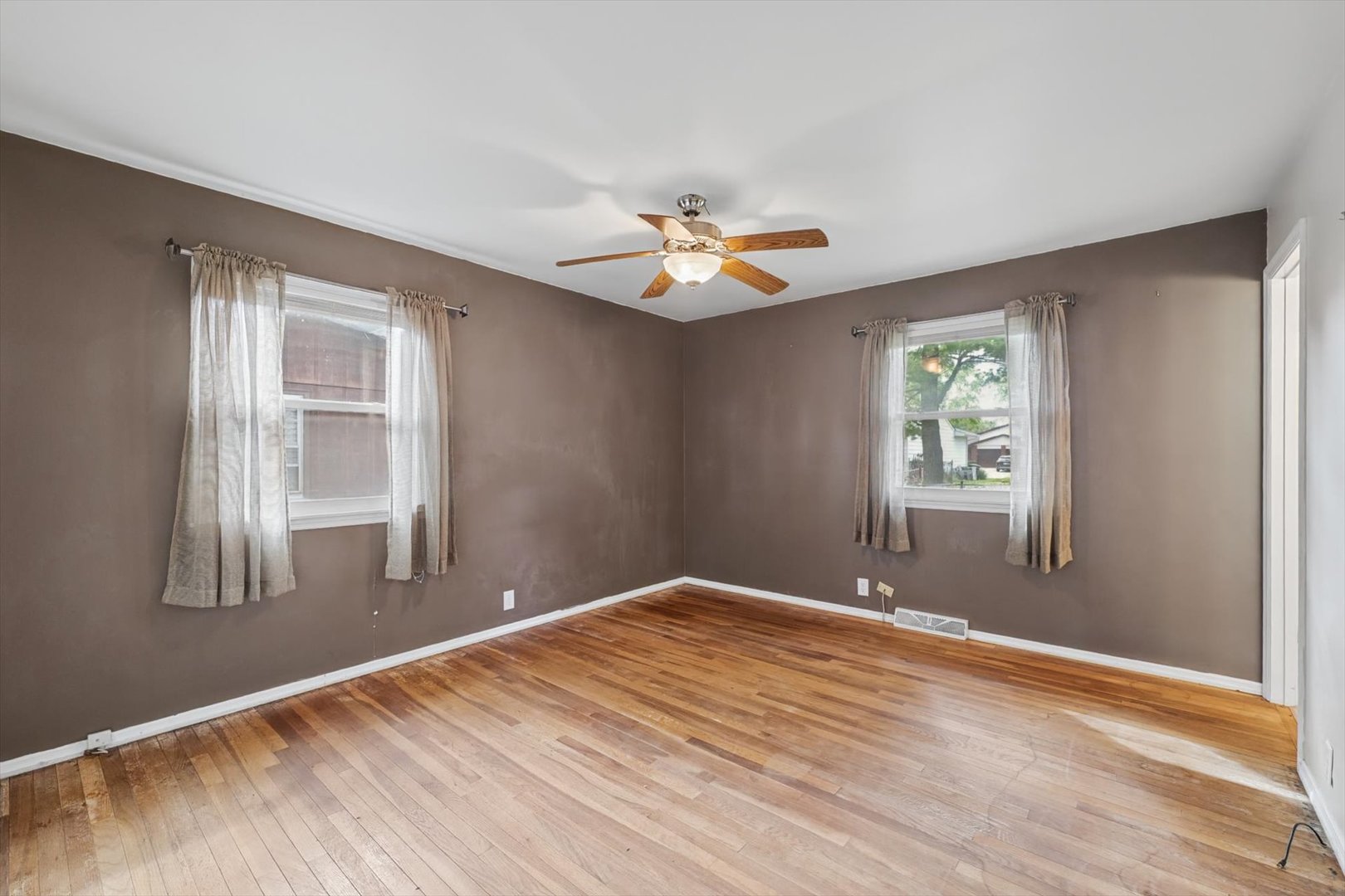 2105 Blackthorn Drive Property Photo 20