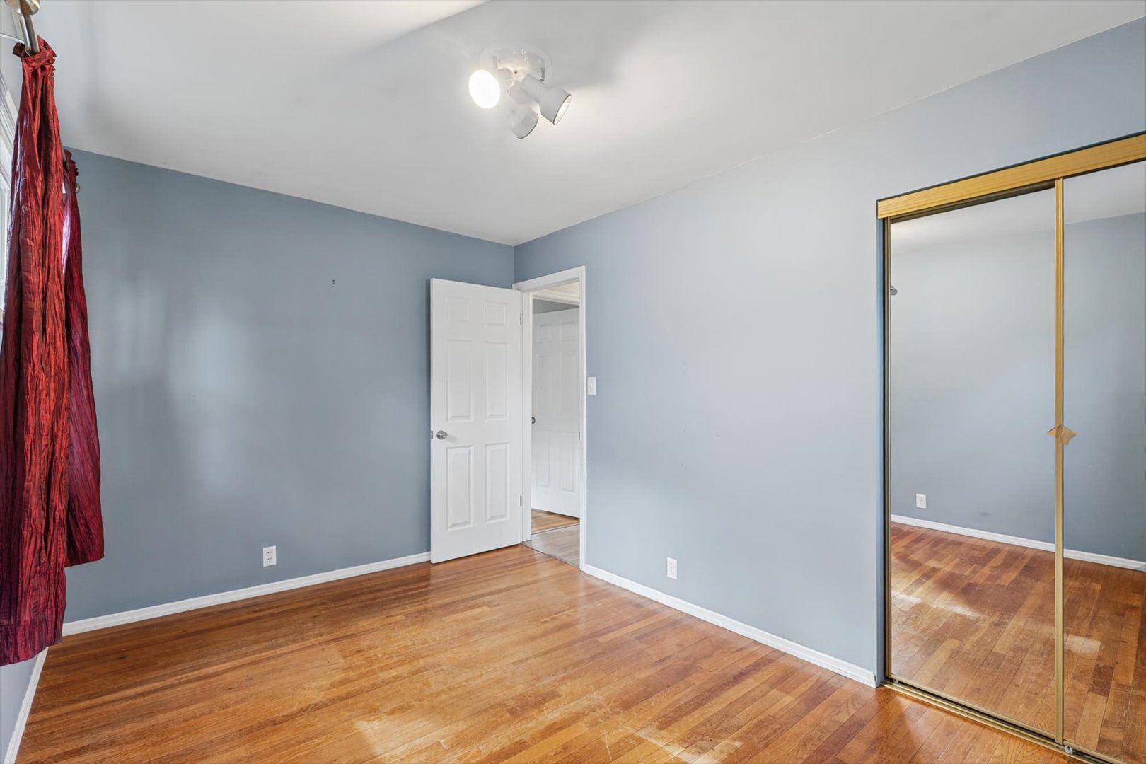 2105 Blackthorn Drive Property Photo 25