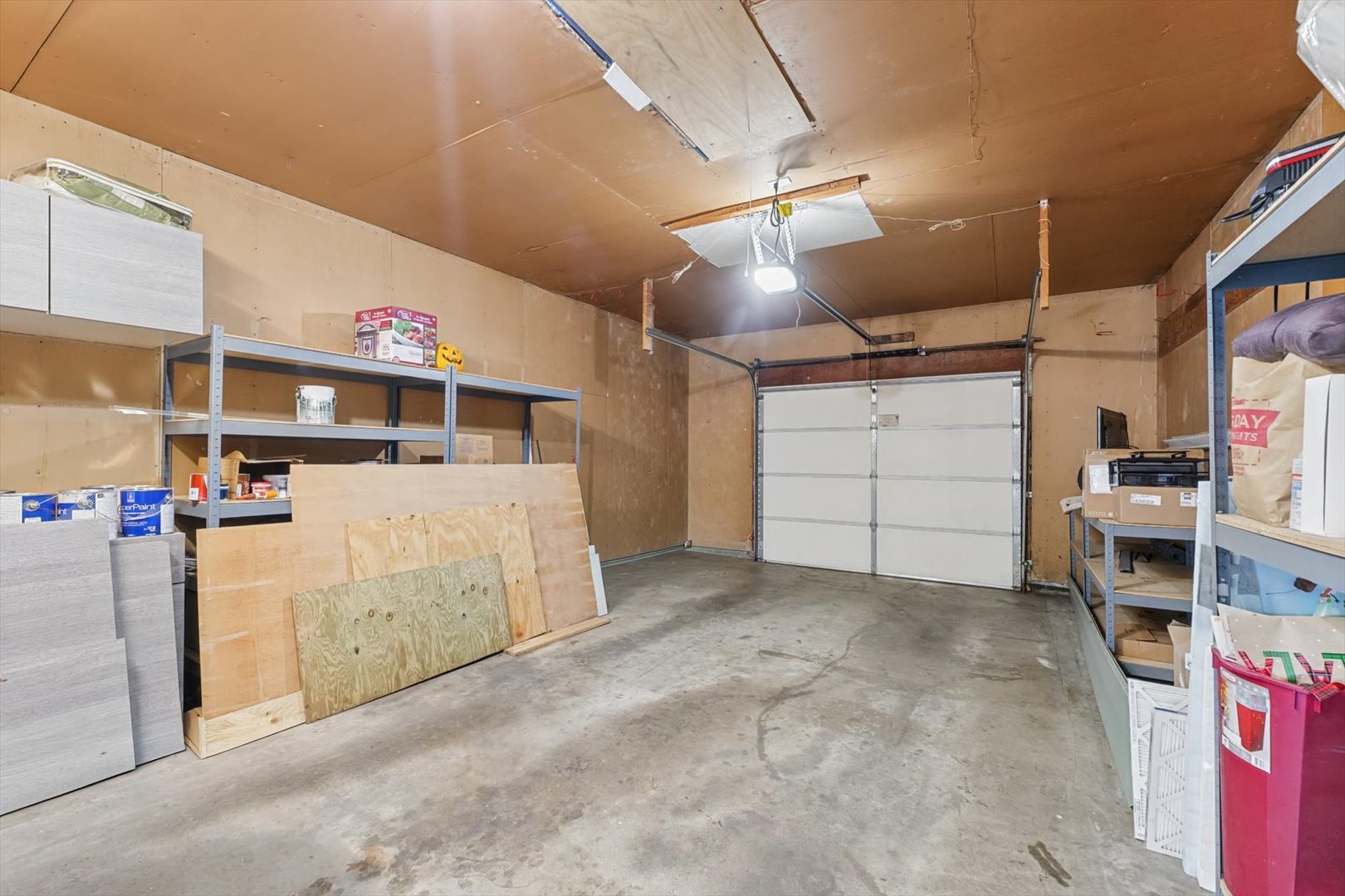 2105 Blackthorn Drive Property Photo 29