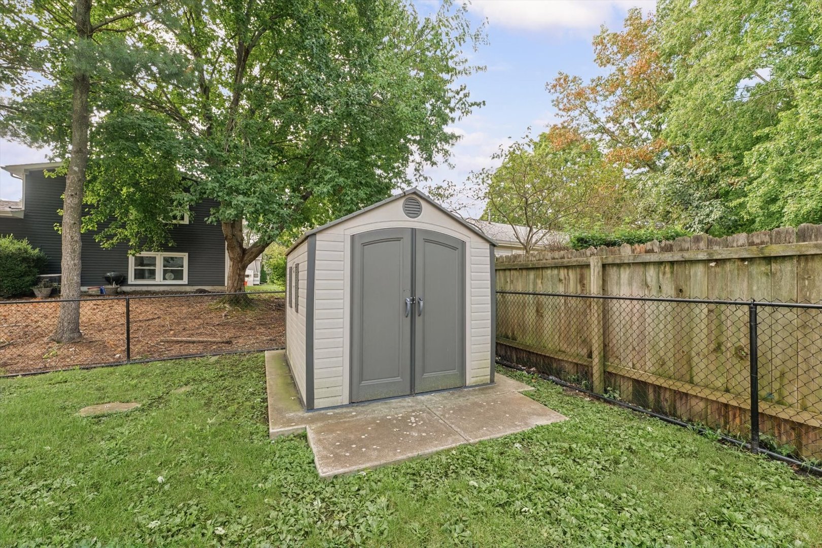2105 Blackthorn Drive Property Photo 31