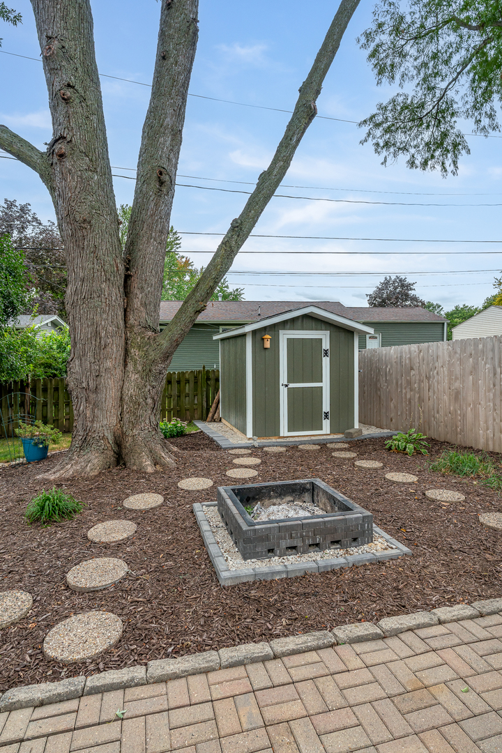 1923 Glenn Street Property Photo 21