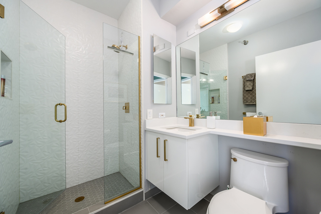 501 N Clinton Street 2105 Property Photo 24