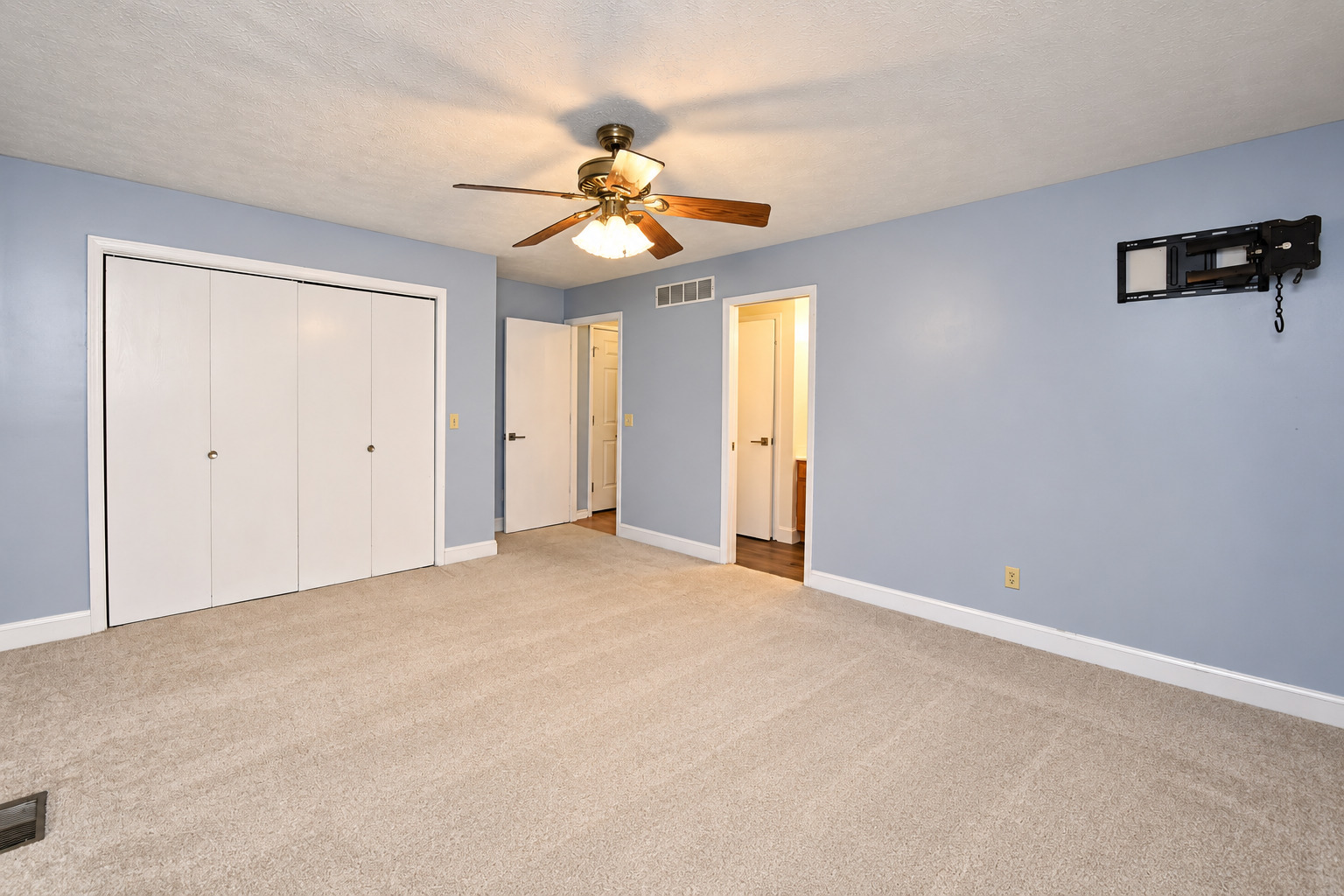 3 Nicole Court Property Photo 27