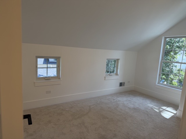 320 Morton Street Property Photo 13