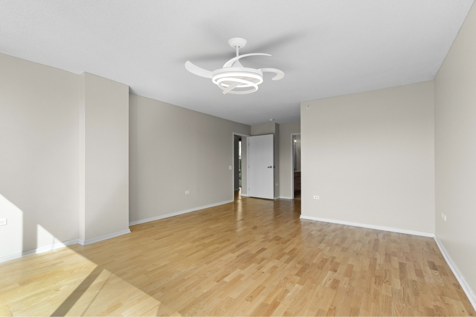 9715 Woods Drive 510 Property Photo 20