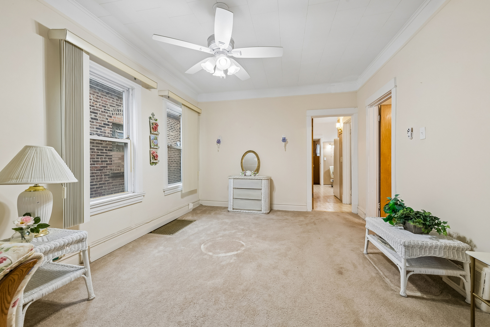 4541 W Montana Street Property Photo 3