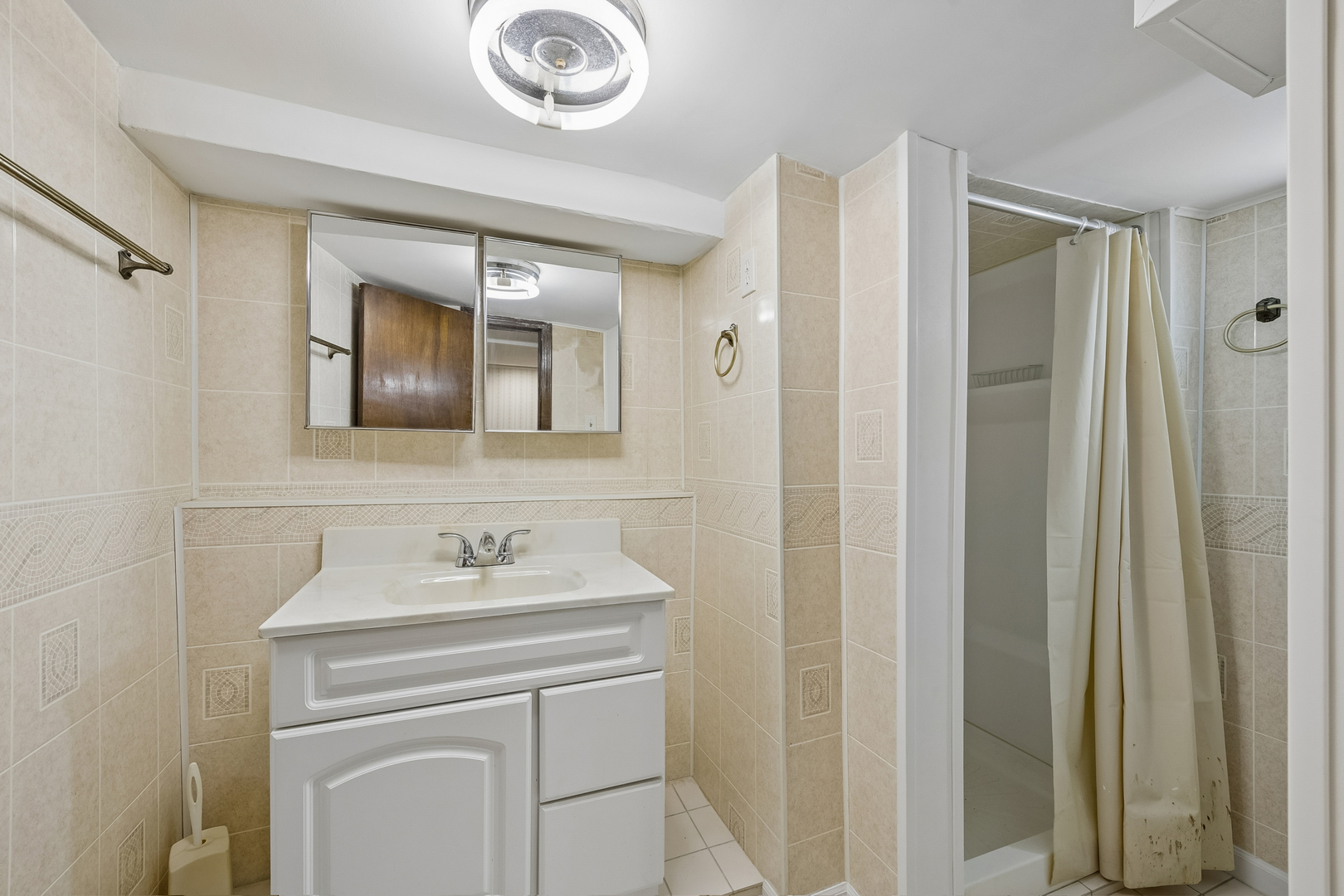 4541 W Montana Street Property Photo 10