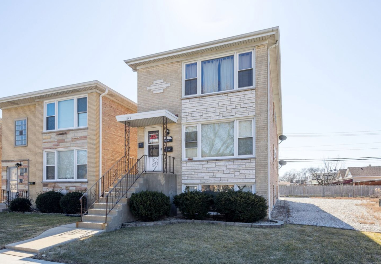 7249 W Belmont Avenue 2 Property Photo 1