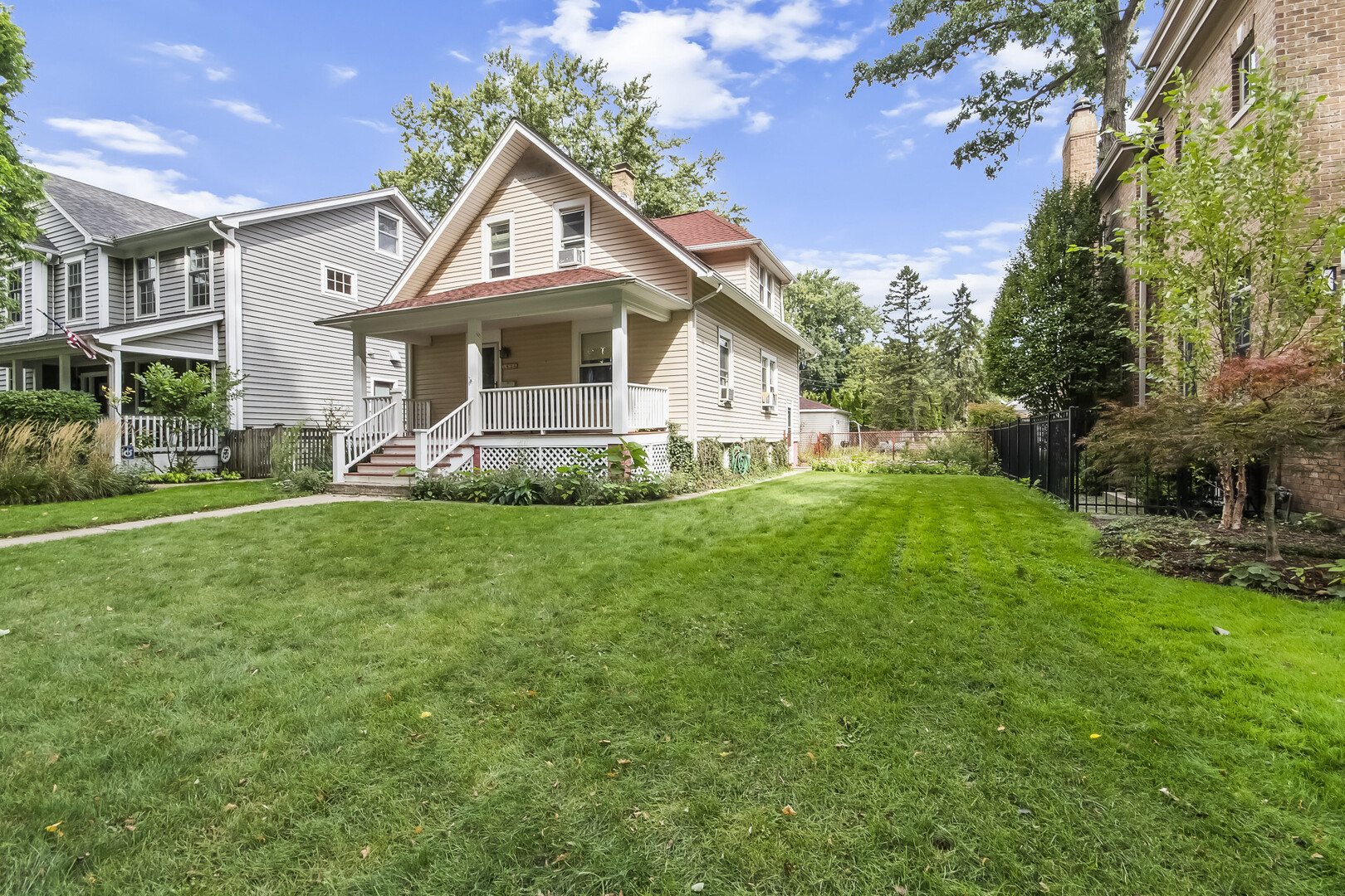 1624 Spencer Avenue Property Photo 3