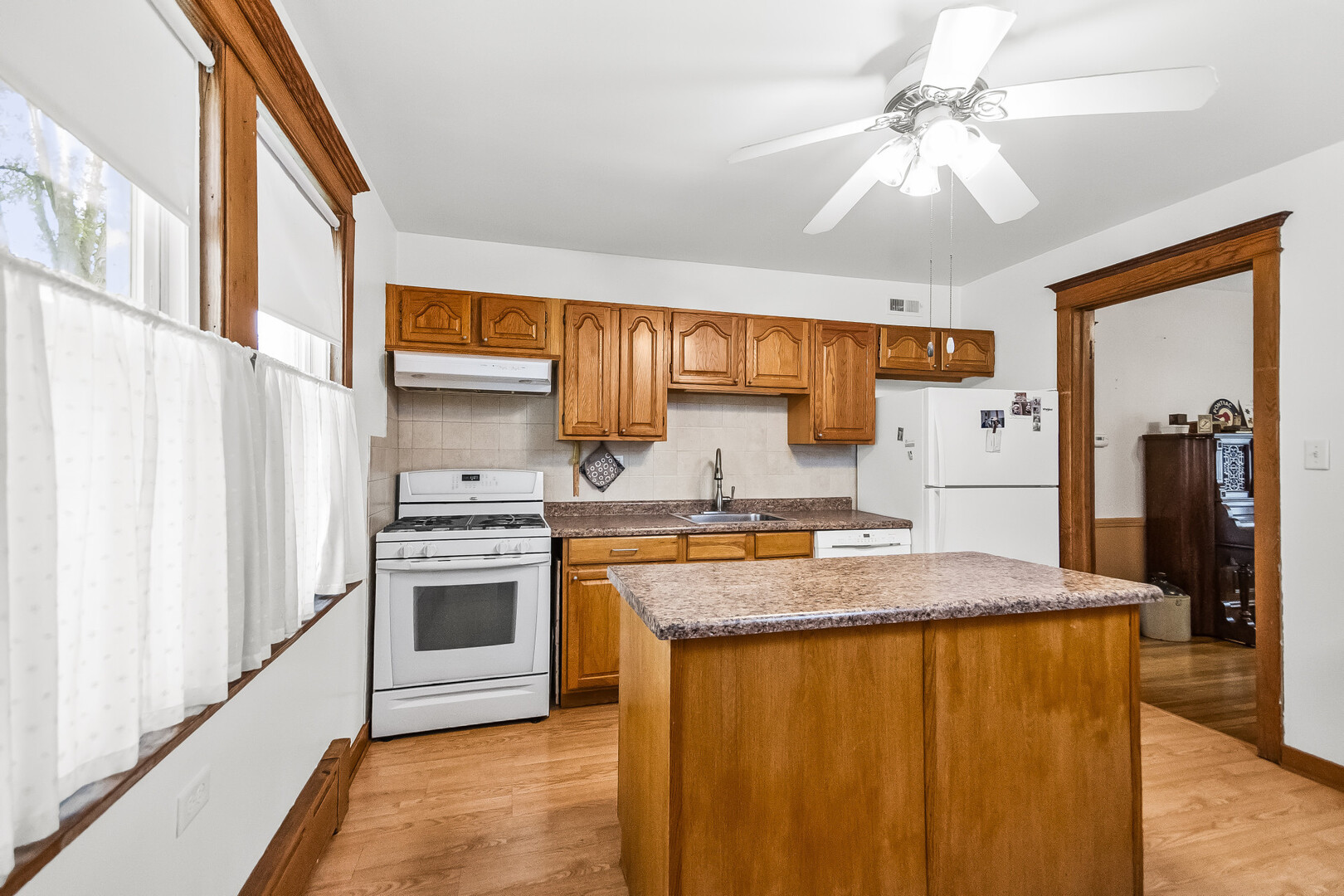 1624 Spencer Avenue Property Photo 6