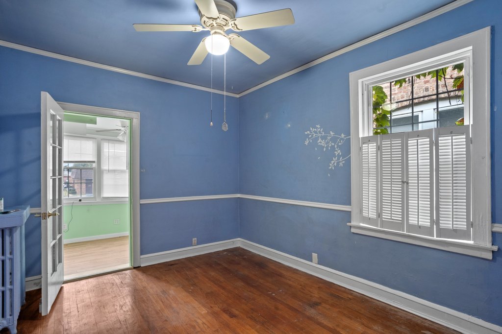 1240 S Maple Avenue Property Photo 25