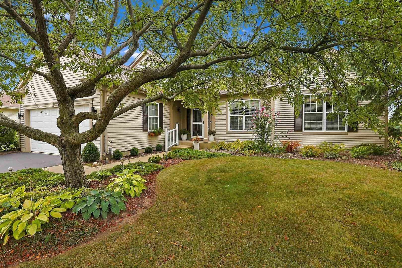 13025 Brookwood Drive Property Photo 1