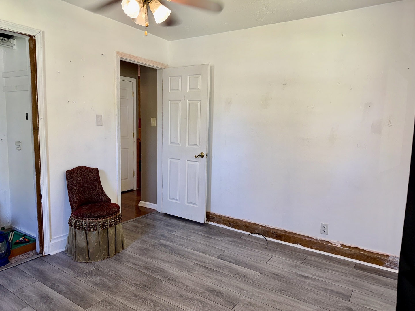 516 W 20th Street Property Photo 10