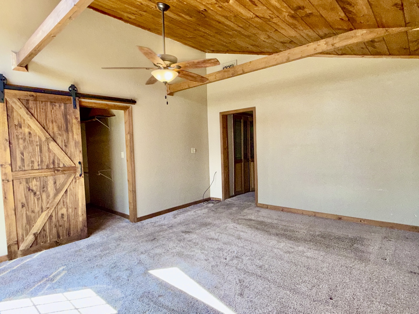 516 W 20th Street Property Photo 14