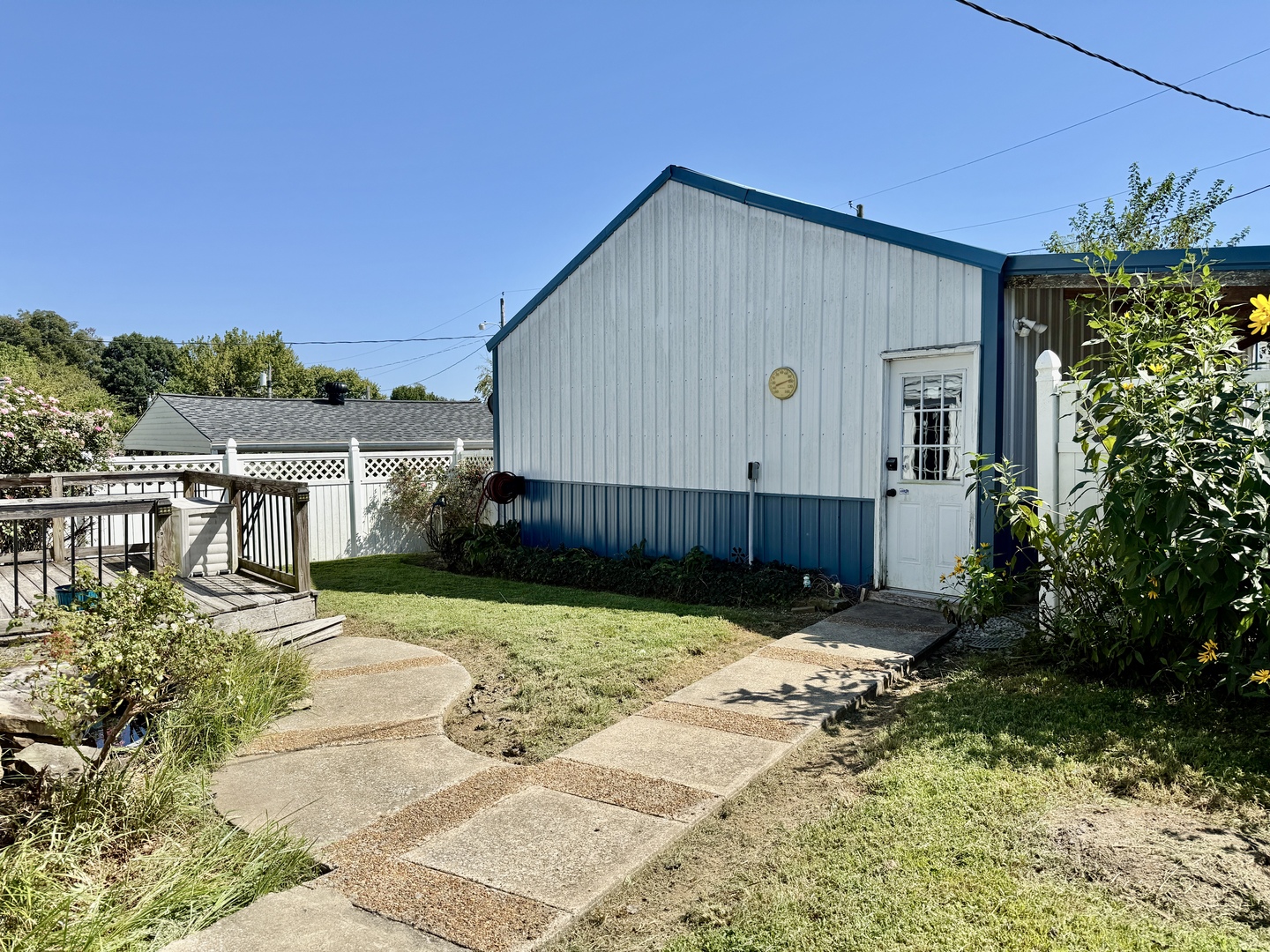 516 W 20th Street Property Photo 18