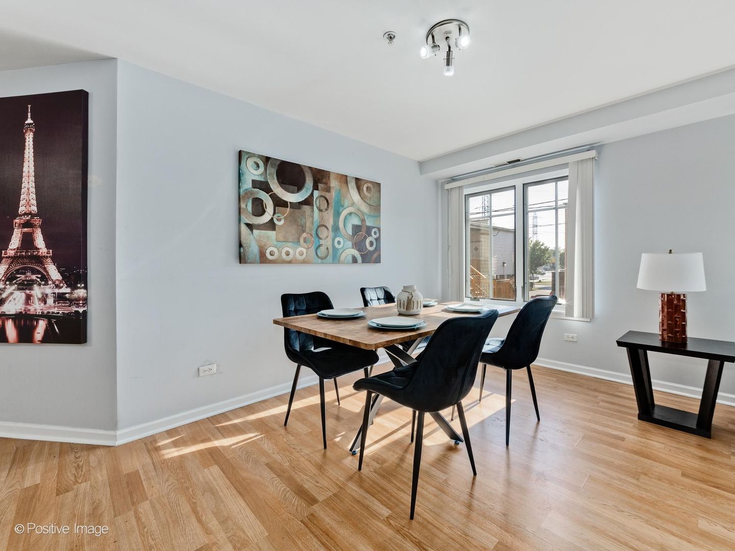 8000 Kilpatrick Avenue 2f Property Photo 9