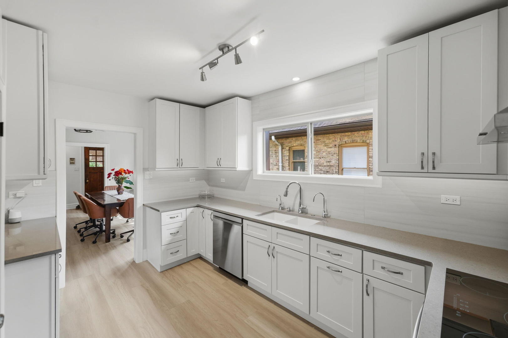 2638 Central Park Avenue Property Photo 12