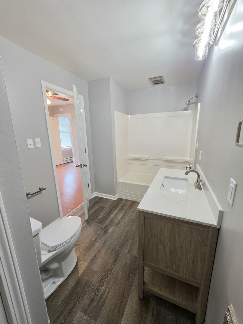 132 S California Street 132 Property Photo 9