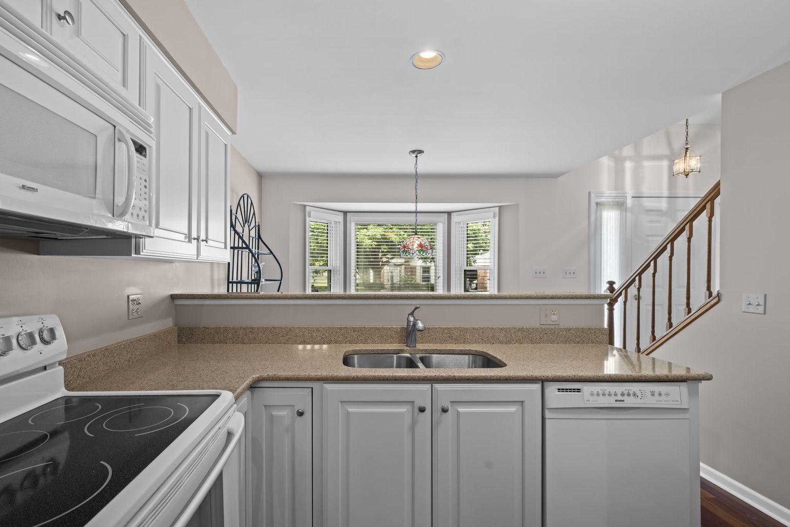 2017 N Charter Point Drive Property Photo 8