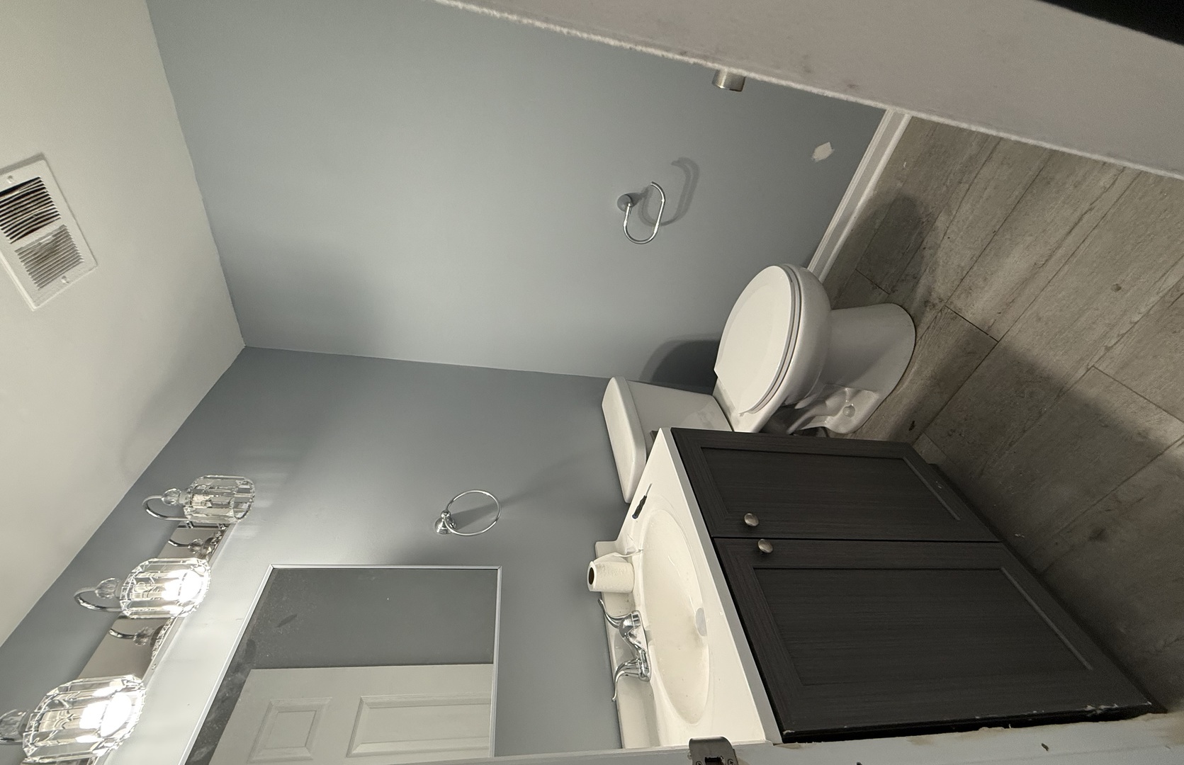 1202 S Fulton Avenue Property Photo 3