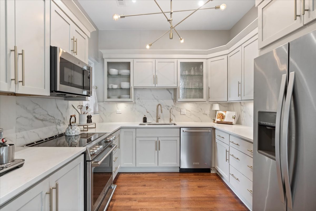 12759390 Property Photo 14